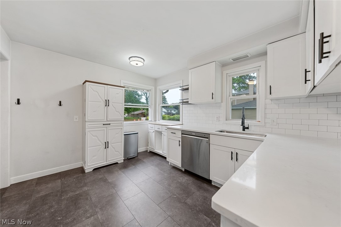 4223 Canterbury Road North Olmsted OH 44070