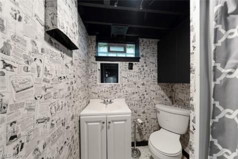 4223 Canterbury Road North Olmsted OH 44070