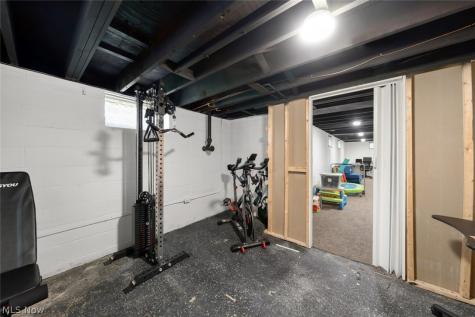 4223 Canterbury Road North Olmsted OH 44070