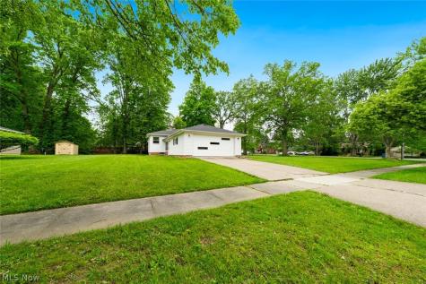 4223 Canterbury Road North Olmsted OH 44070