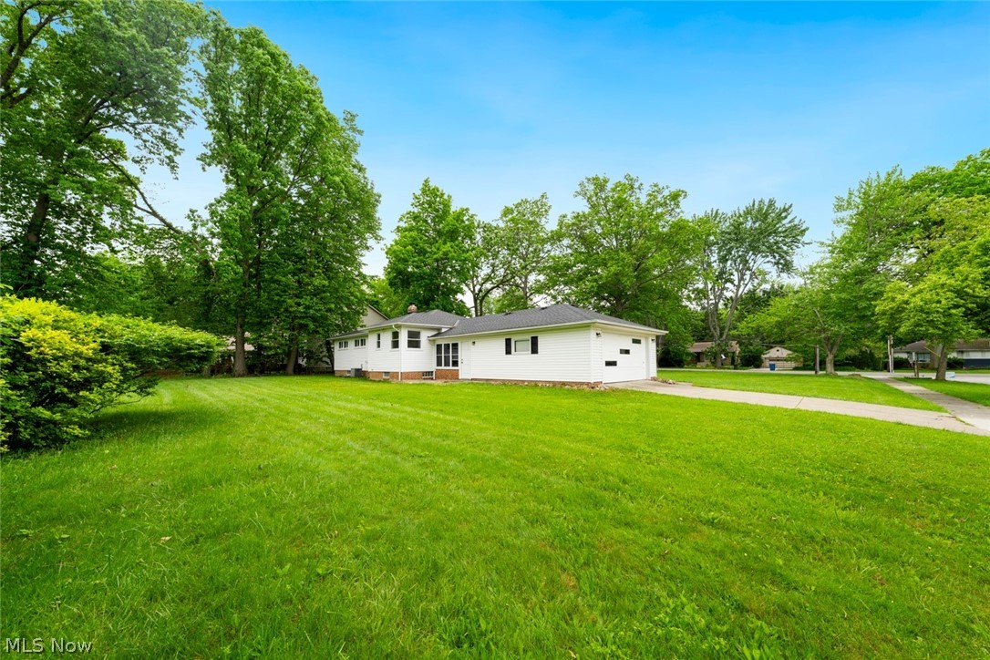 4223 Canterbury Road North Olmsted OH 44070