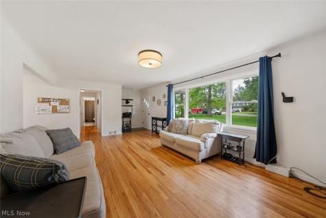 4223 Canterbury Road North Olmsted OH 44070