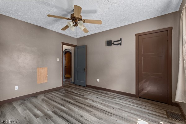 567 W 44th Street Shadyside OH 43947