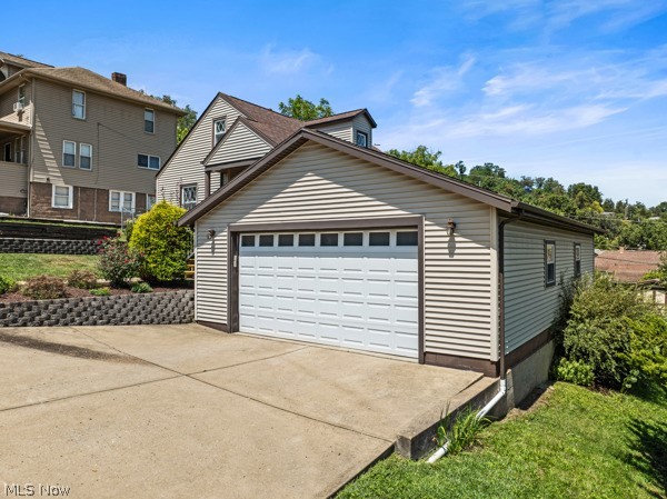 567 W 44th Street Shadyside OH 43947