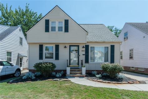 15308 Maplewood Avenue Maple Heights OH 44137