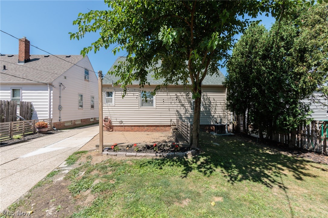 15308 Maplewood Avenue Maple Heights OH 44137