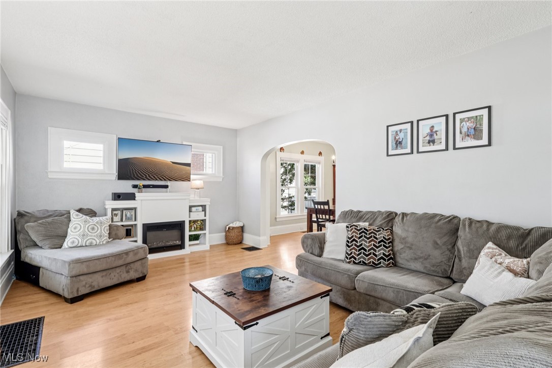 1757 3rd Street Cuyahoga Falls OH 44221