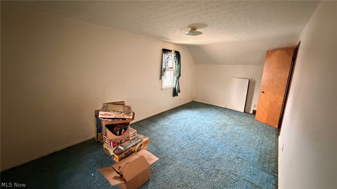 864 Lindsay Avenue Akron OH 44306