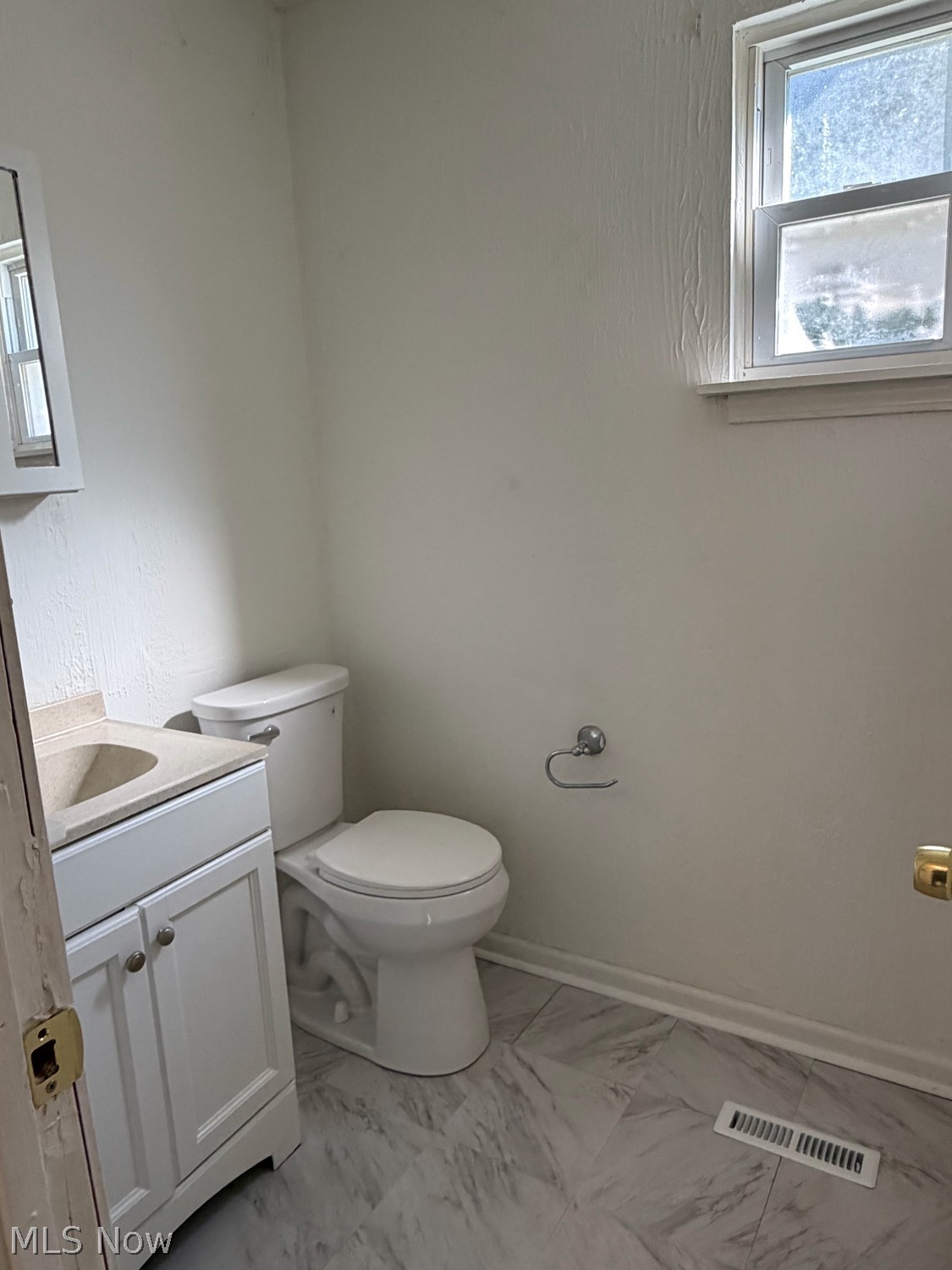 363 Harcourt Road Vermilion OH 44089