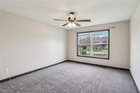 471 Tulip Trail Wadsworth OH 44281