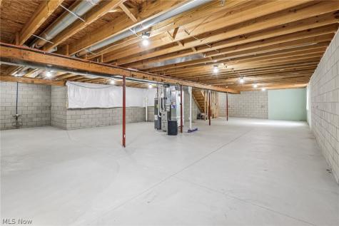 471 Tulip Trail Wadsworth OH 44281