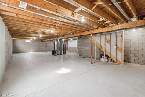 471 Tulip Trail Wadsworth OH 44281