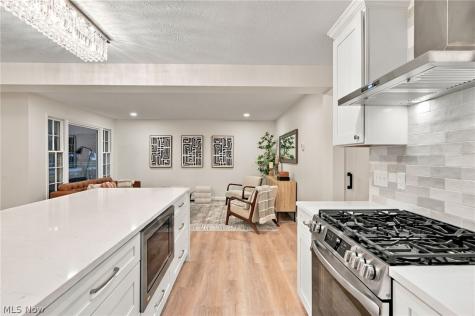 10761 Meadowbrook Drive Parma Heights OH 44130