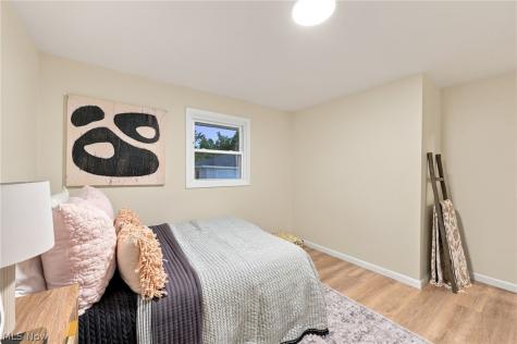 10761 Meadowbrook Drive Parma Heights OH 44130