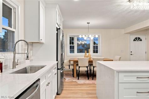 10761 Meadowbrook Drive Parma Heights OH 44130