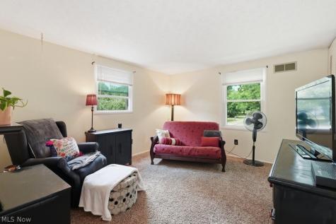 187 Fox Run Drive Munroe Falls OH 44262