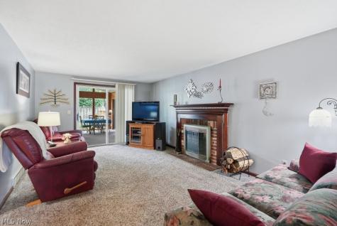 187 Fox Run Drive Munroe Falls OH 44262