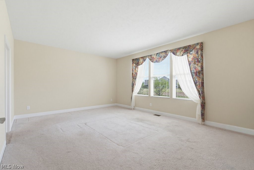 38475 Kingsbury Drive North Ridgeville OH 44039