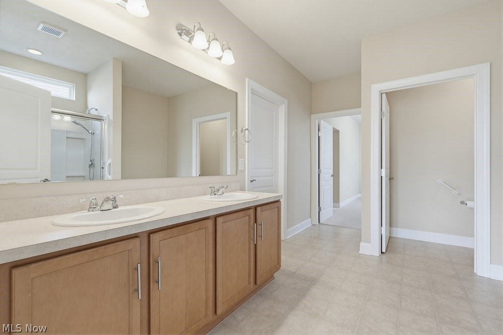 38475 Kingsbury Drive North Ridgeville OH 44039
