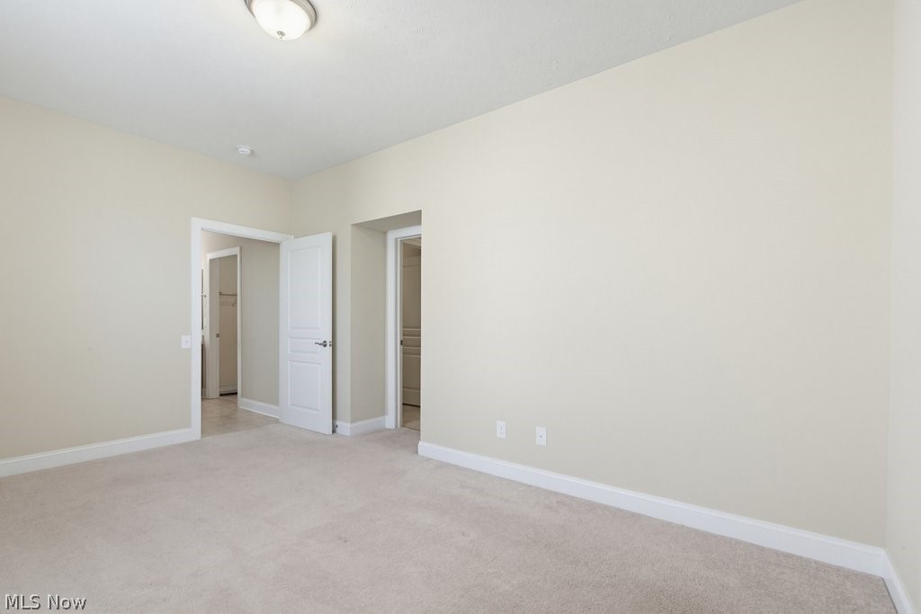 38475 Kingsbury Drive North Ridgeville OH 44039