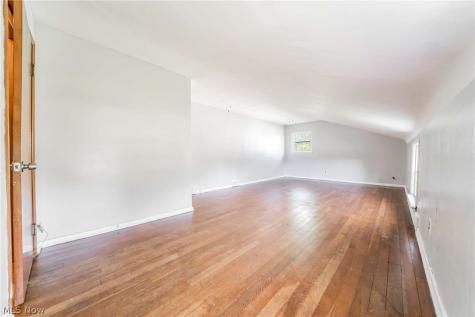 25542 Concord Drive Beachwood OH 44122