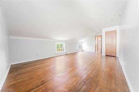 25542 Concord Drive Beachwood OH 44122