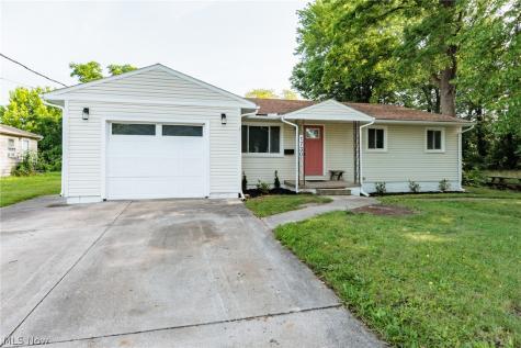 1730 W 20th Street Lorain OH 44052