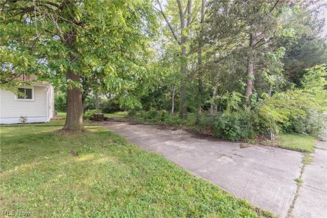 1730 W 20th Street Lorain OH 44052