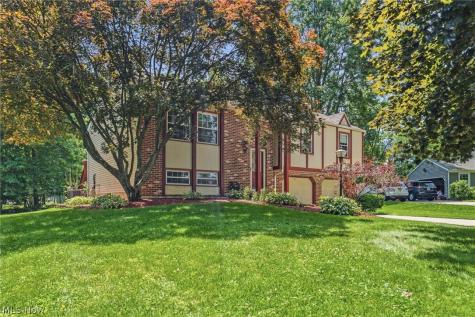 2606 Northam Circle NW North Canton OH 44720