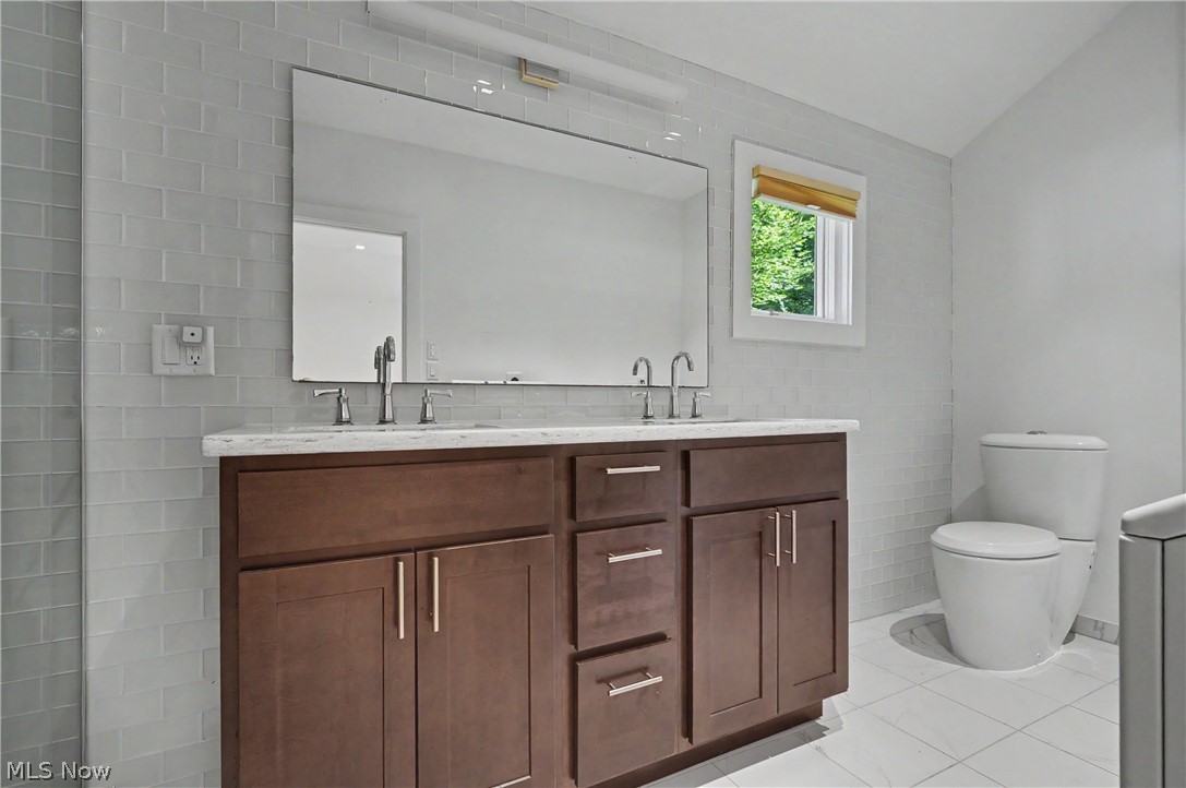 4389 Everett Road Richfield OH 44286