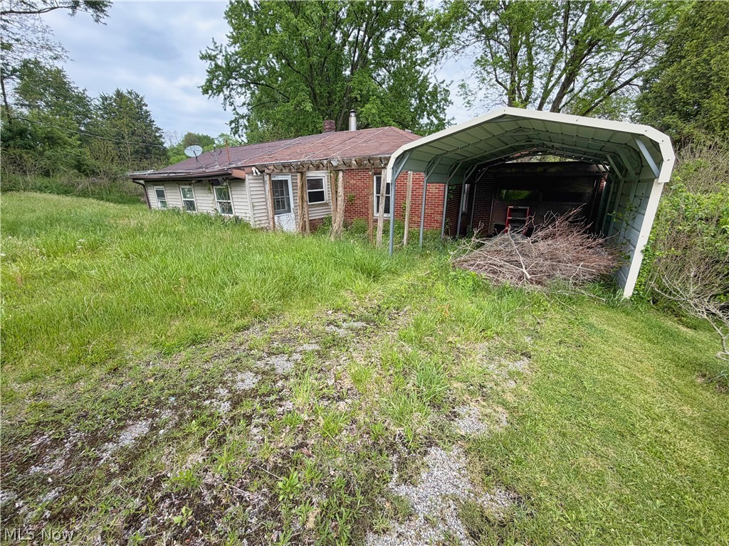 16816 Andrews Avenue East Liverpool OH 43920