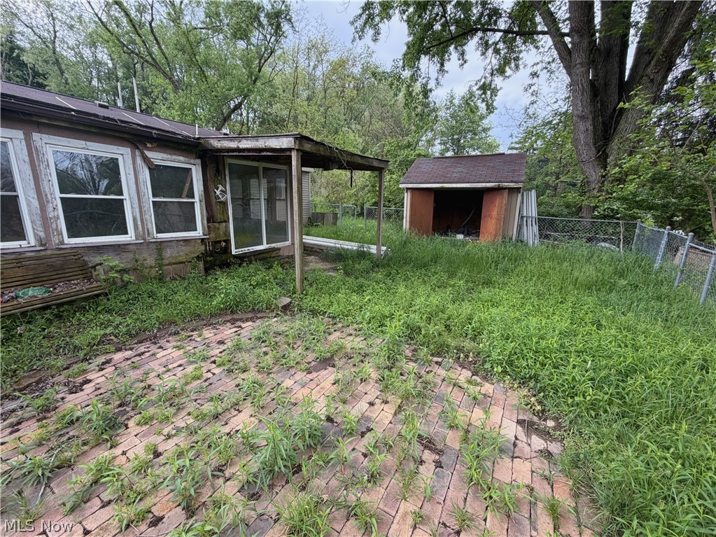 16816 Andrews Avenue East Liverpool OH 43920