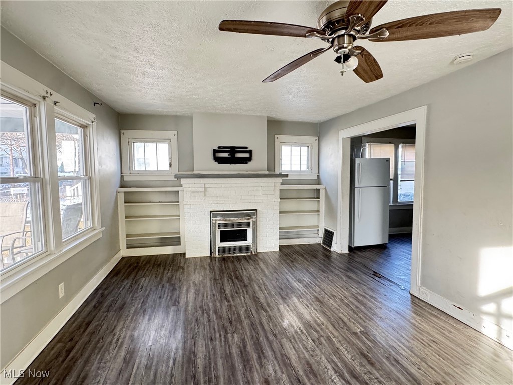 1239 Pondview Avenue Akron OH 44305