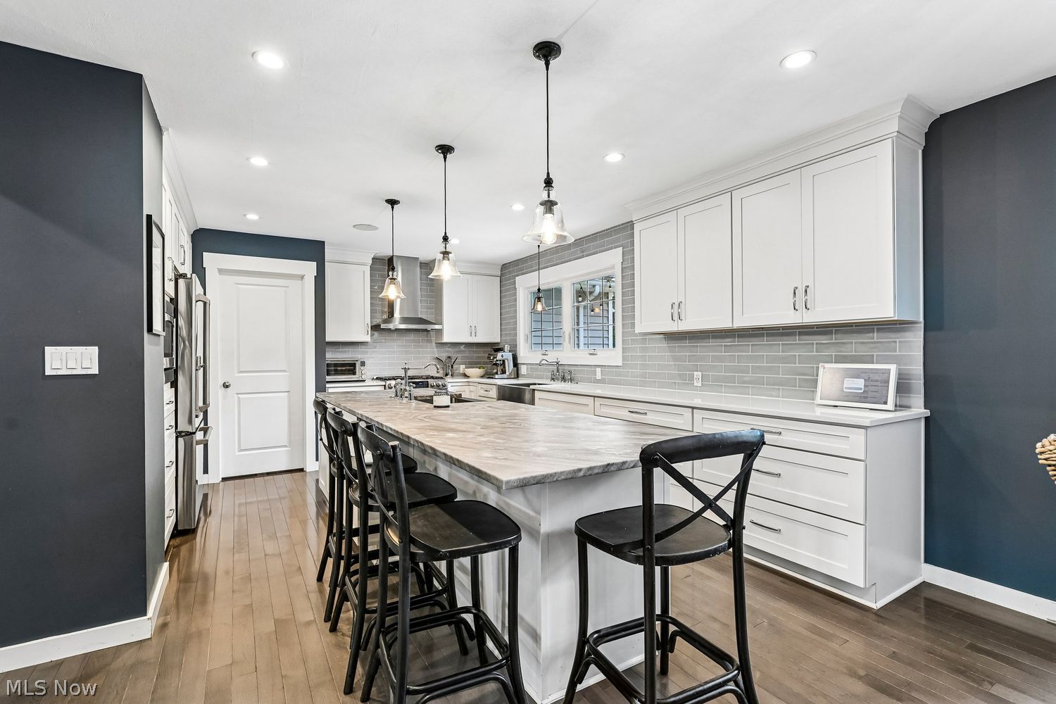 30207 Winsor Drive Bay Village OH 44140