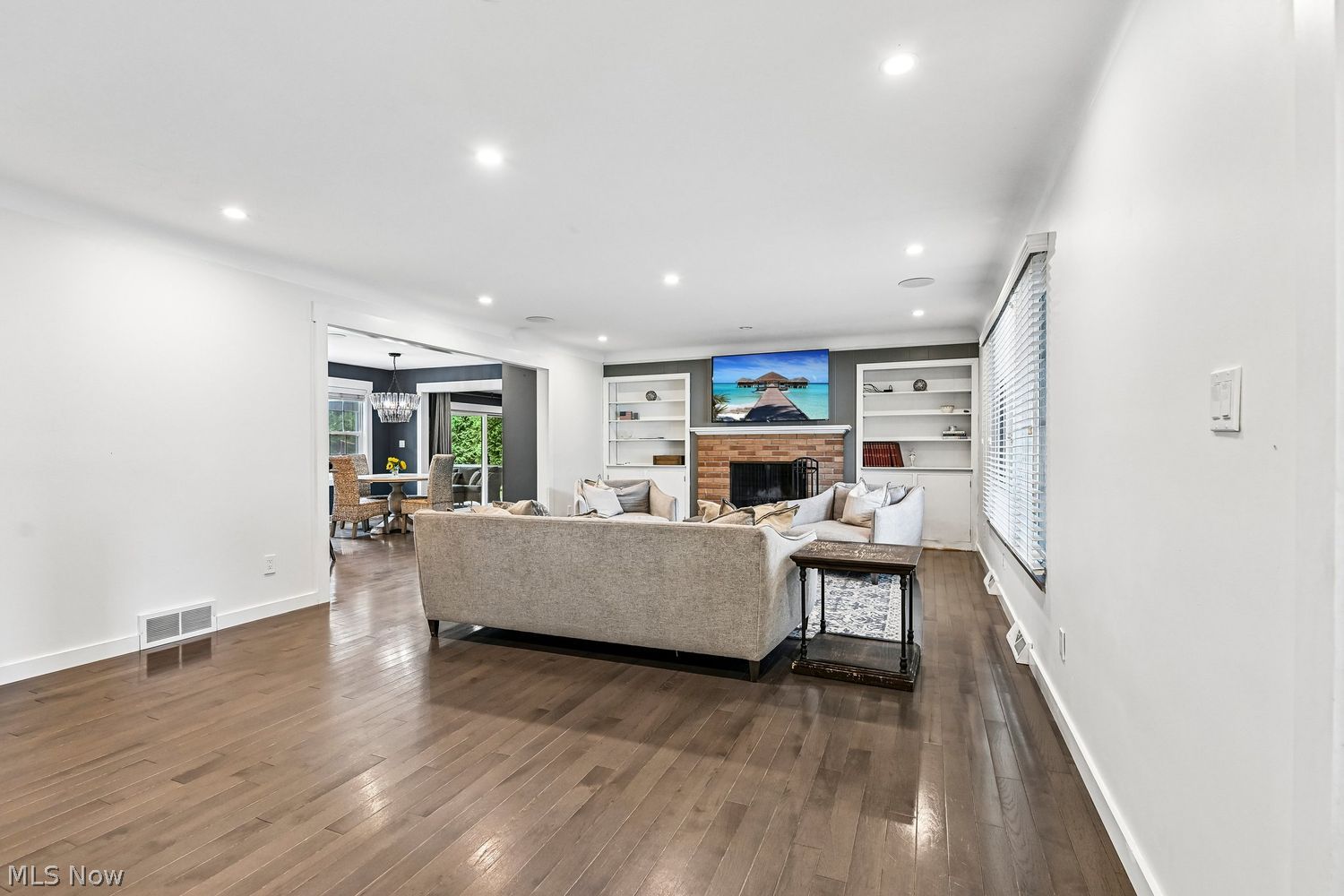 30207 Winsor Drive Bay Village OH 44140