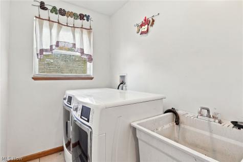 507 Ledge Road Macedonia OH 44056