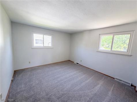 5444 Kenbridge Drive Cleveland OH 44143