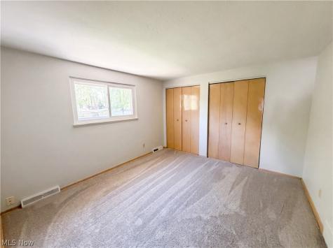 5444 Kenbridge Drive Cleveland OH 44143