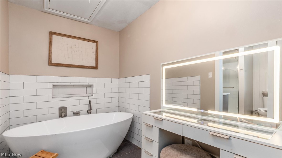 10525 Twin Oaks Drive Cambridge OH 43725
