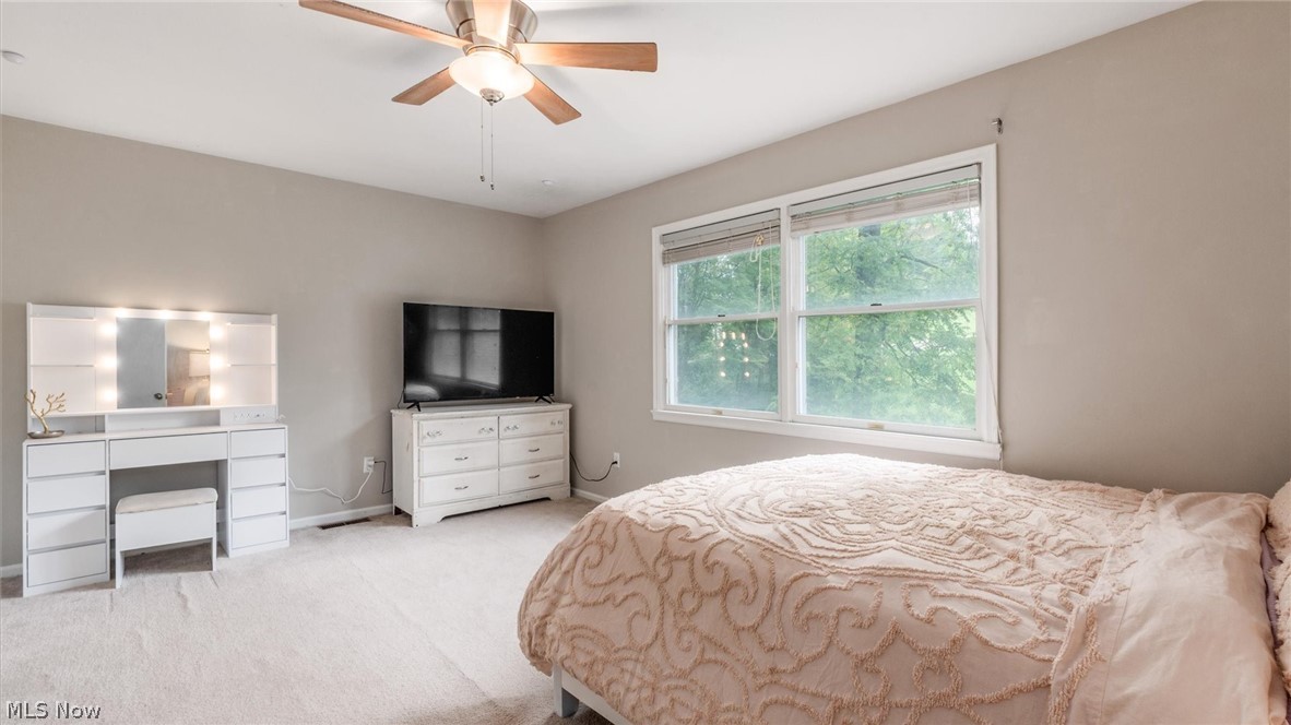 10525 Twin Oaks Drive Cambridge OH 43725