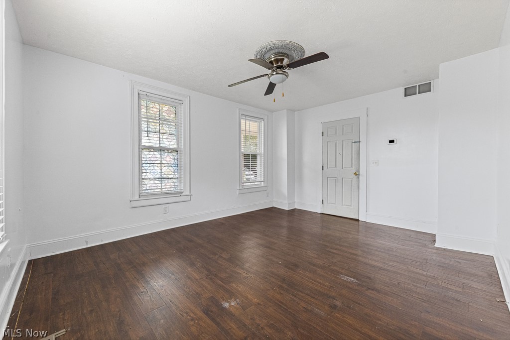 31 Bridge Street Newton Falls OH 44444