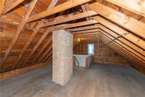 21130 Edgecliff Drive Euclid OH 44123