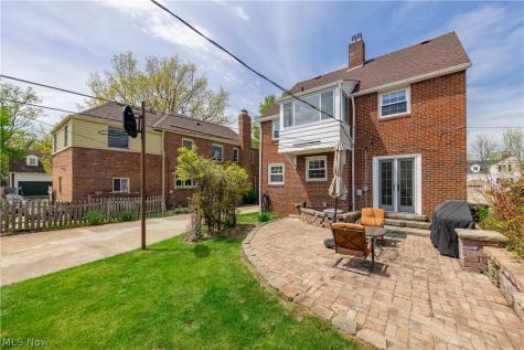 21130 Edgecliff Drive Euclid OH 44123