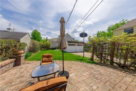 21130 Edgecliff Drive Euclid OH 44123