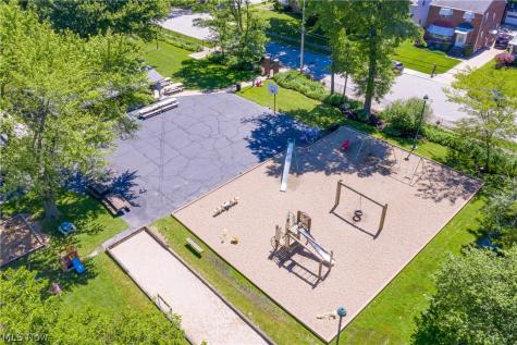 21130 Edgecliff Drive Euclid OH 44123