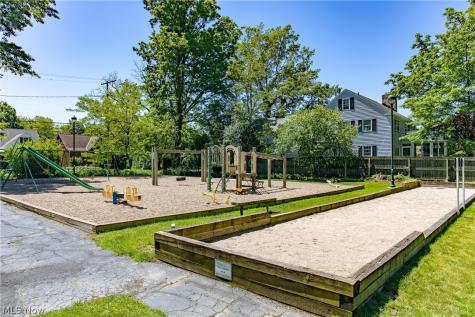 21130 Edgecliff Drive Euclid OH 44123