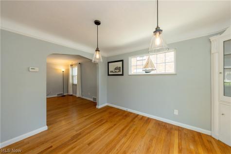 21130 Edgecliff Drive Euclid OH 44123