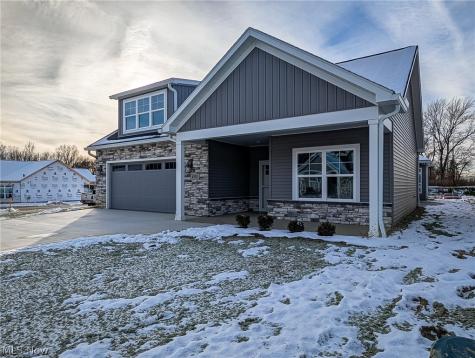 4332 Evergreen Court North Canton OH 44720