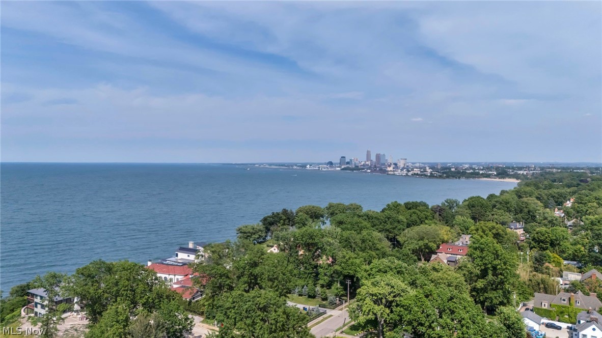 11616 Edgewater Drive Cleveland OH 44102
