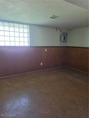3992 W 176th Street Cleveland OH 44111